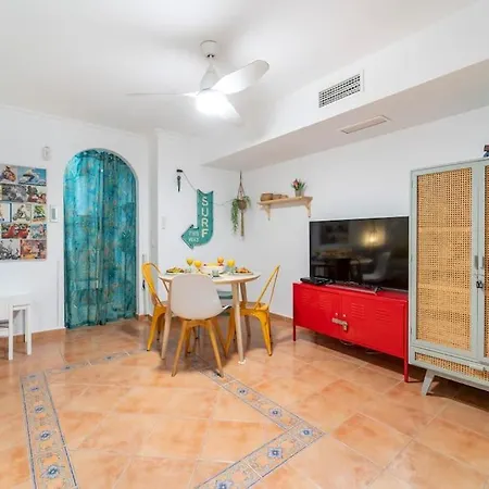 Traditional El Palo With Rooftop Terrace Holiday home