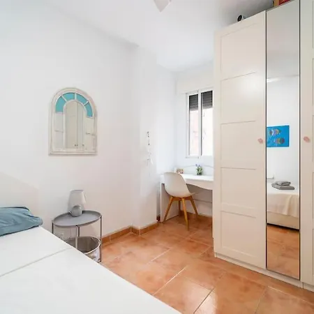 Traditional El Palo With Rooftop Terrace Holiday home